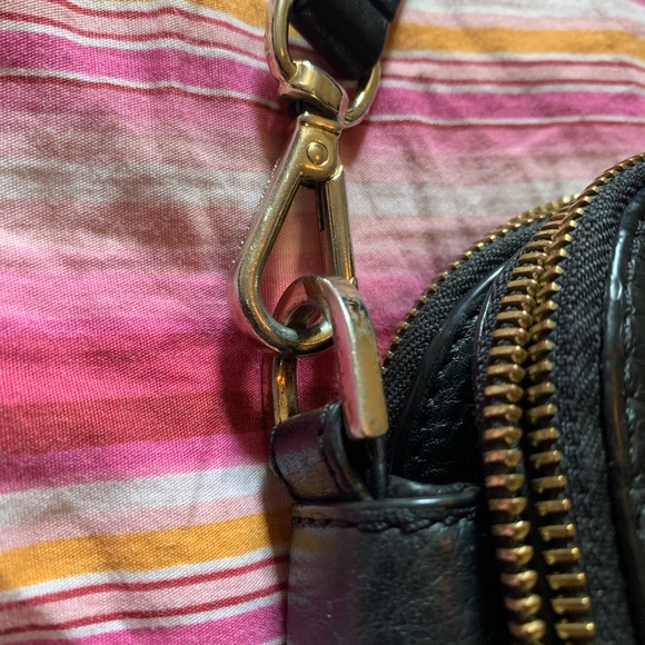 Michael Kors Crossbody Leather Handbag Purse - Picture 2 of 9